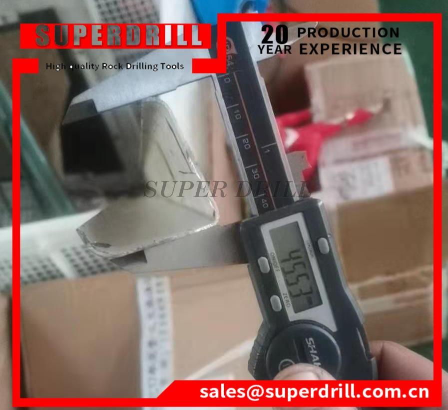 Hngd/rock Drill Accessories/slide Bar/roc D55/3222331924 Drilling Rig Parts